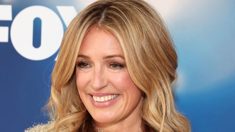 Cat Deeley’s sleeveless blazer gown is the delicate spring piece each wardrobe wants