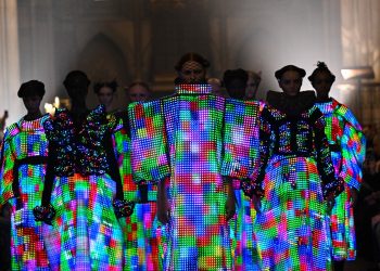 Pixelated style, pop-up lamps, + extra