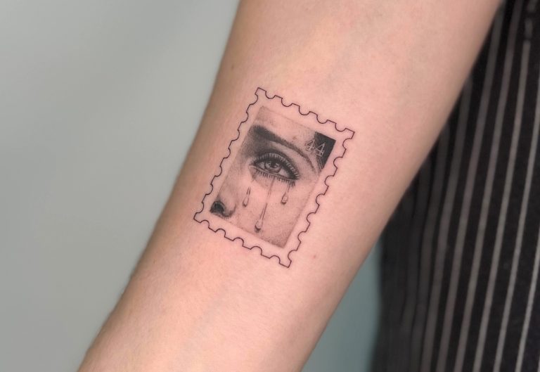 Advanced postal tattoo tattoos of Ash Aurich are an Oda for artwork historical past – Colossal
