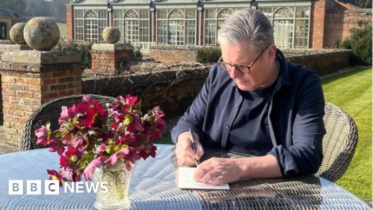 Keir Starrer writes a heat message to the daughter