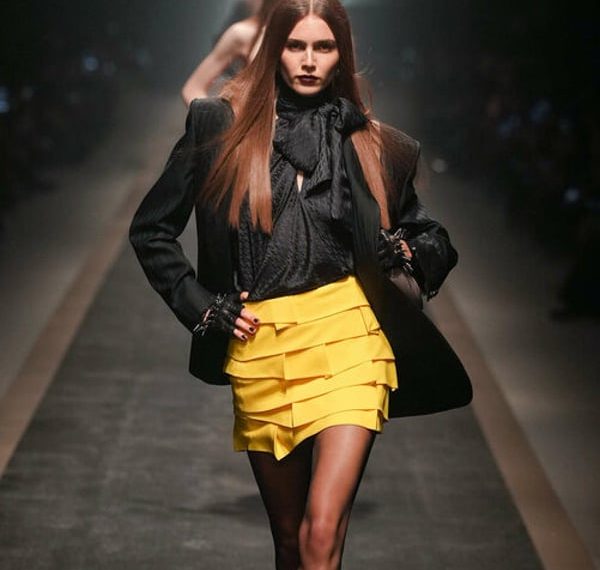 Prada’s €1.5 billion Versace deal may change trend panorama