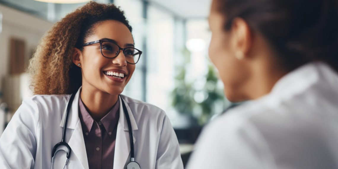 Is Oscar Well being (OSCR) The Excessive Progress Low Debt Inventory to Put money into Now?