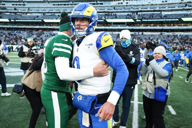 Rams QB Matthew Stafford averted the heiring recreation that Aaron Rodgers did