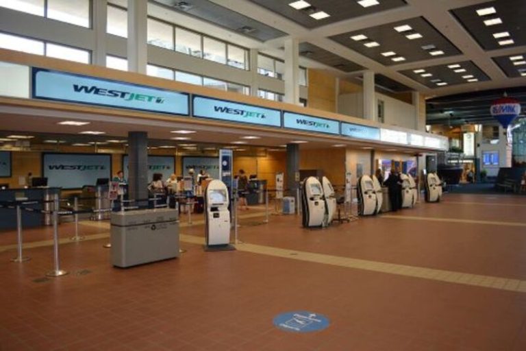 Kelowna Worldwide Airport Invitations Vacationers to YLW Spring Journey Present with Flight Giveaways and Unique Journey Offers – Journey And Tour World