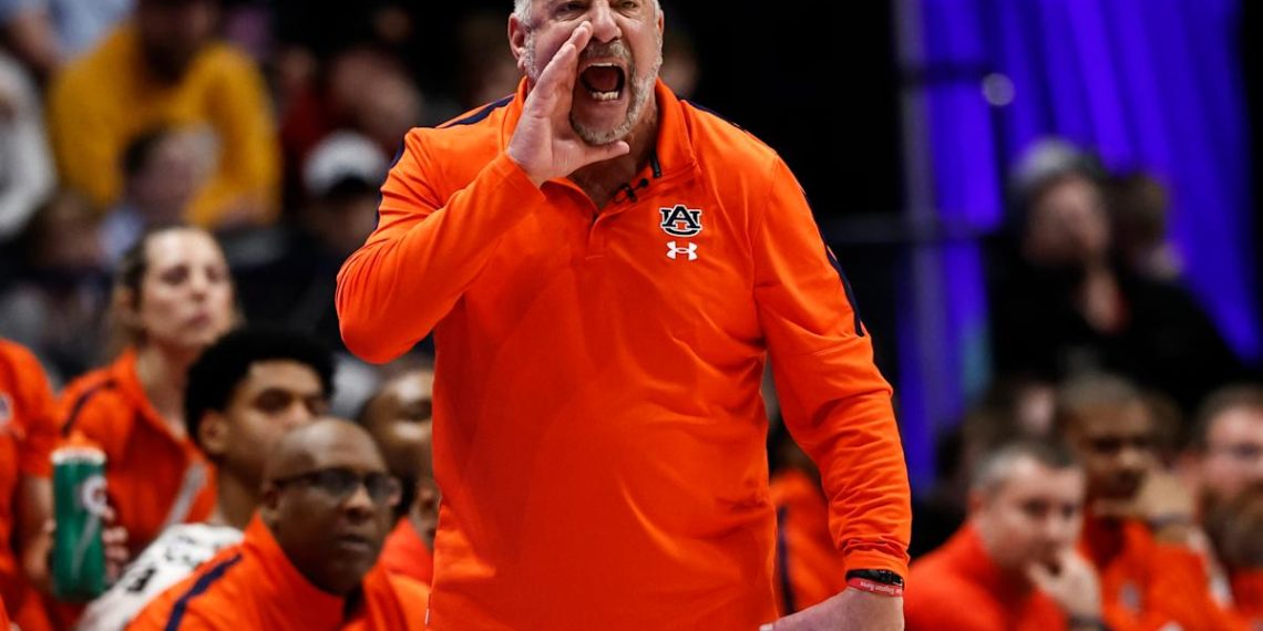 Michigan State vs. Wisconsin, Auburn vs. Tennessee and plenty of extra: school basketball scores, dwell updates