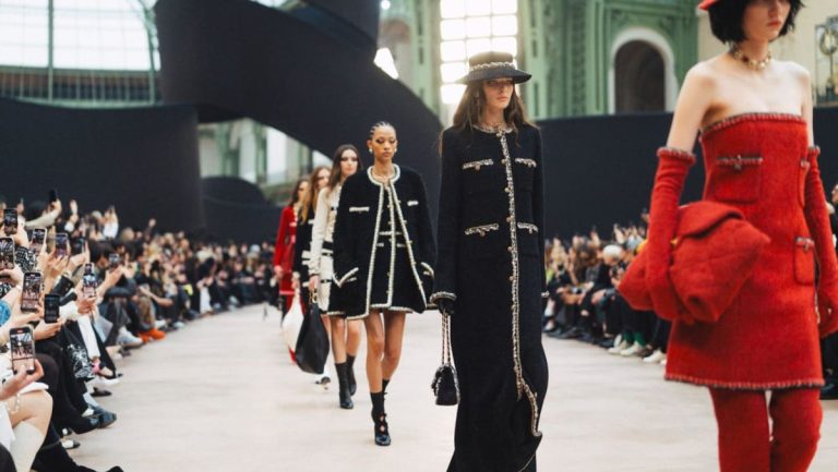 The style juggernaut dazzles even with out a designer