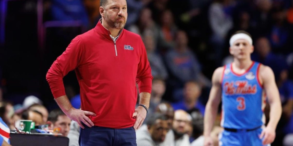 Match NCAA 2025 Bracket: laptop simulation predicts stunning upset, Picks Insanity March, crossings