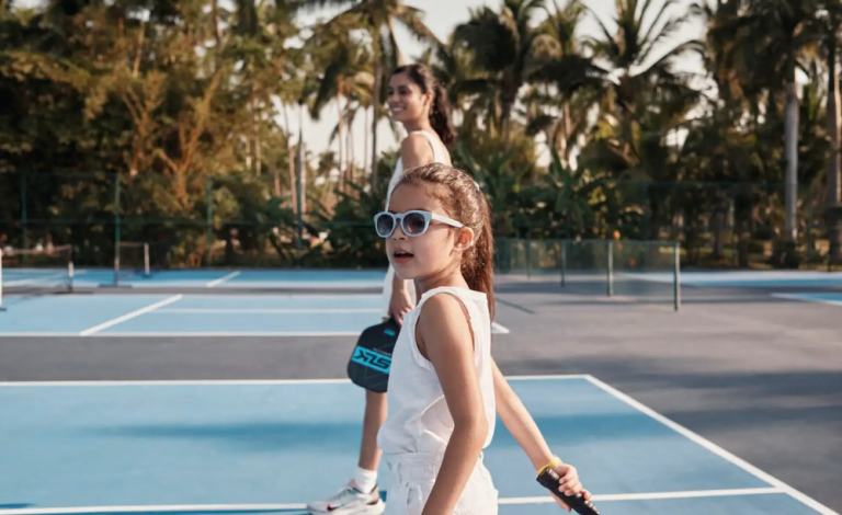 Padel-crazy purchasers? Membership Med’s on pattern