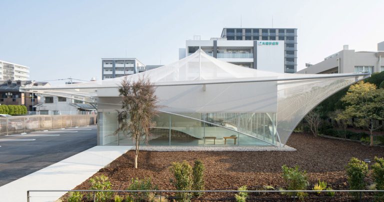 Kengo Kuma Gunorods Café in Fukuoka with ghostly facade facade