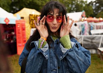 Rating Pageant-Prepared Vogue Offers as much as 50% Off