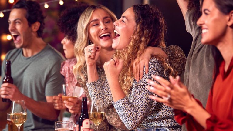 Girls’s sports activities bars rise over us in opposition to the background of viewing consumption