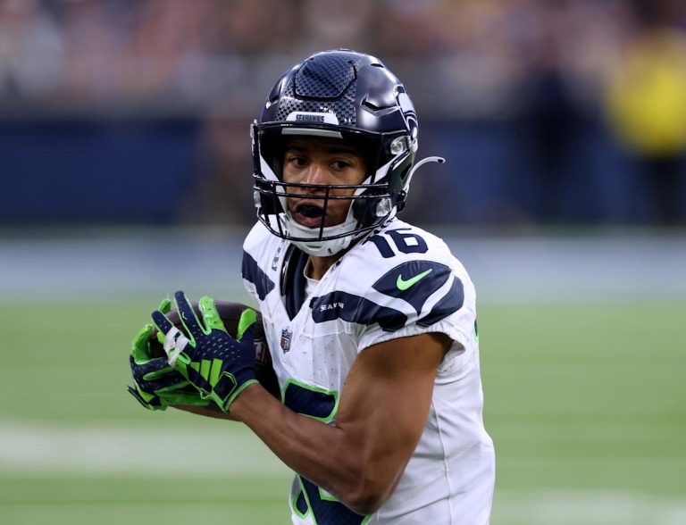 Seahawks launches WR Tyler Lockett after 10 seasons