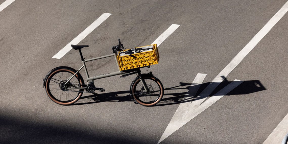 Monopole No O1 Bike integrates the modular body for freight transport