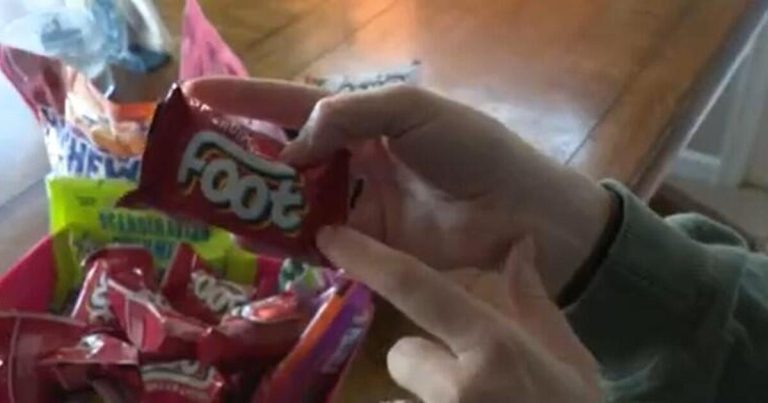 Are sure meals dyes dangerous to our youngsters?
