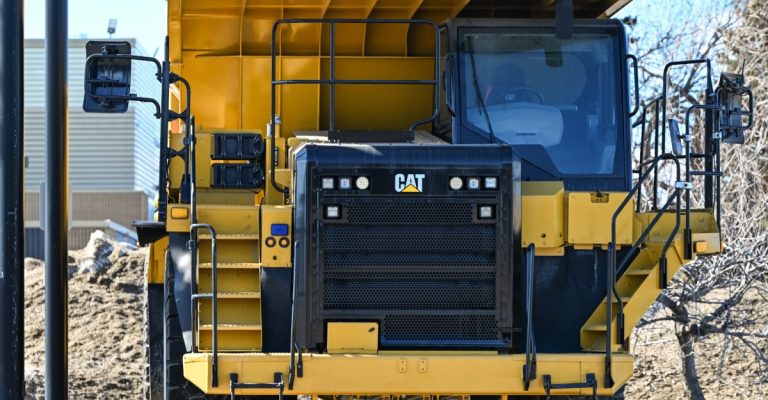 Caterpillar touches Lidar Luminar for automotive building gear