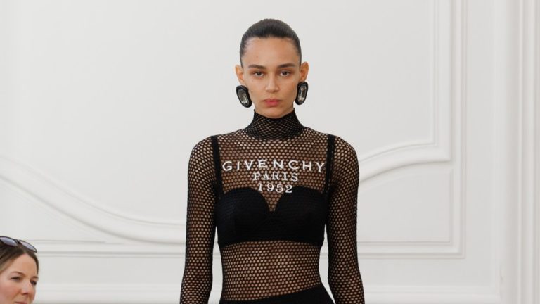 At Paris Vogue Week, Small Reveals Have been a High Development
