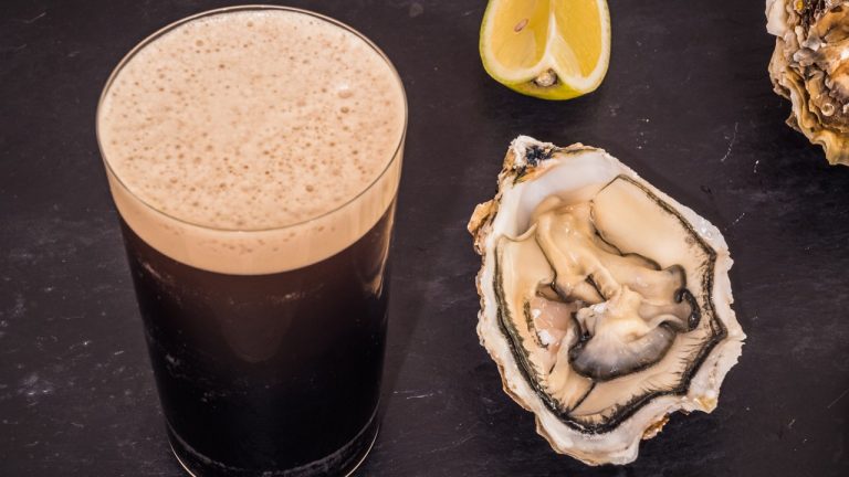 These meals selections pair finest with Guinness beer on St. Patrick’s Day