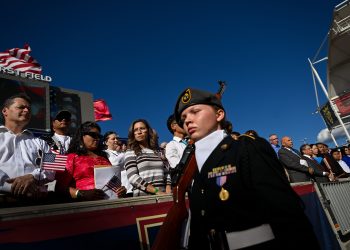 ‘Can I journey?’: U.S. inexperienced card holders cancel journeys, on edge after detentions