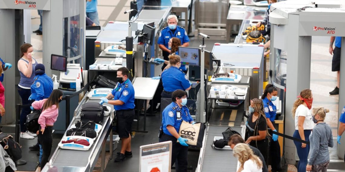 TSA braces for a busy spring break journey season – 95.5 WSB