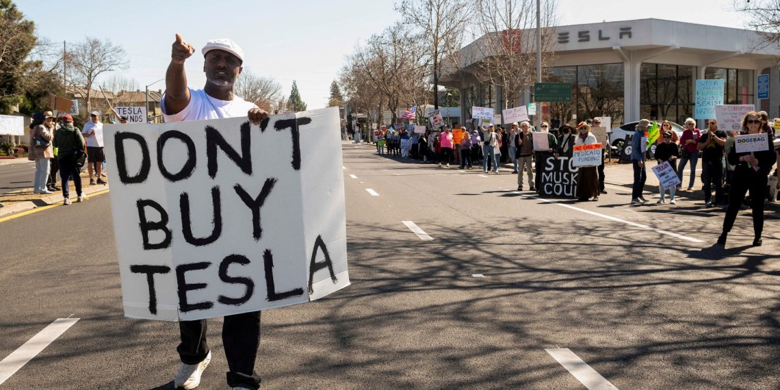 How can Donald Trump’s efforts harm to assist Tesla