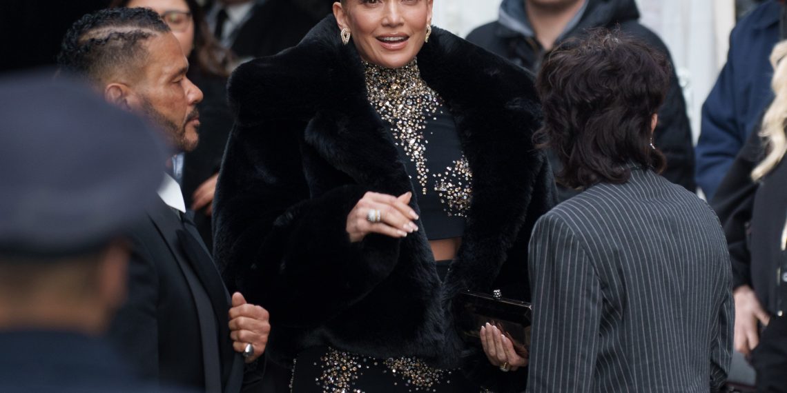 Jennifer Lopez Makes $18 Million Buy After Divorce