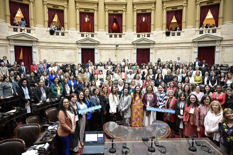 Why are so few girls in political management, and 5 actions to extend girls’s political participation