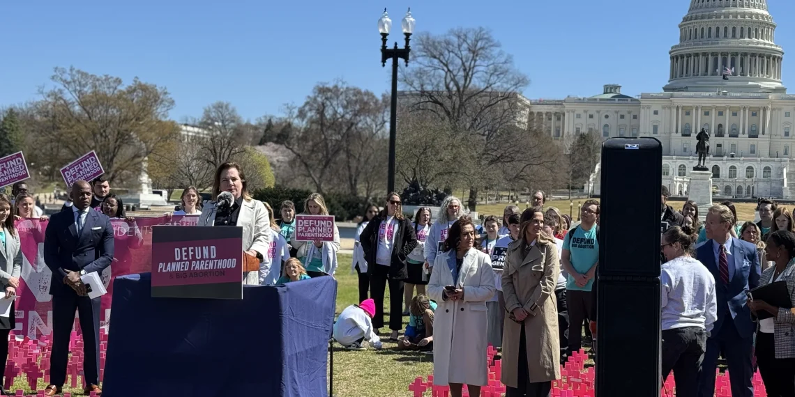 Professional-life advocates foyer Congress to defund Deliberate Parenthood