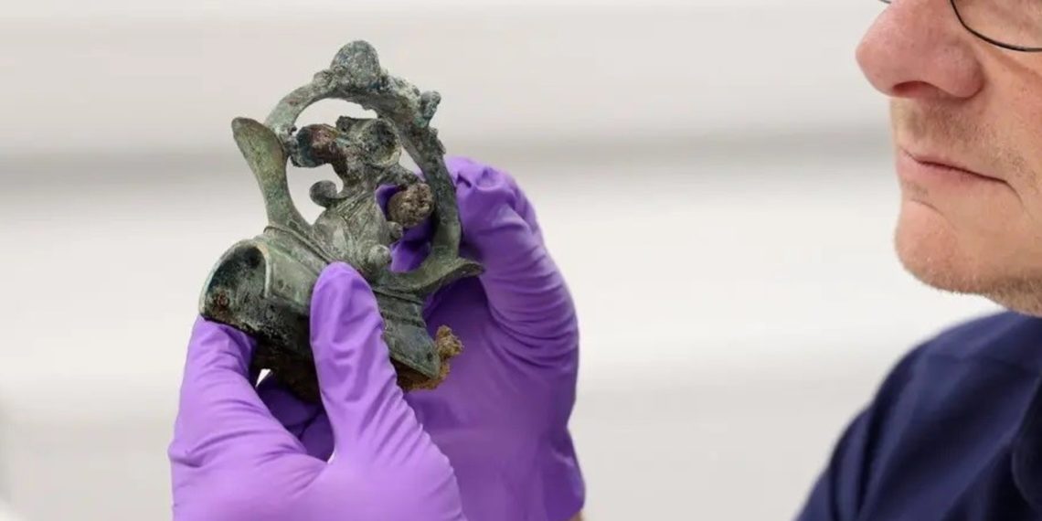 For three years they found one of many best treasures of England in tacit manner