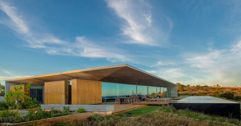 Mário Martins Atelier’s Home Libre takes place across the terrace in Portugal