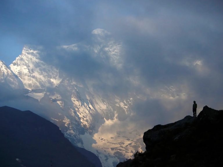 Drones assist Sherpas at Everest