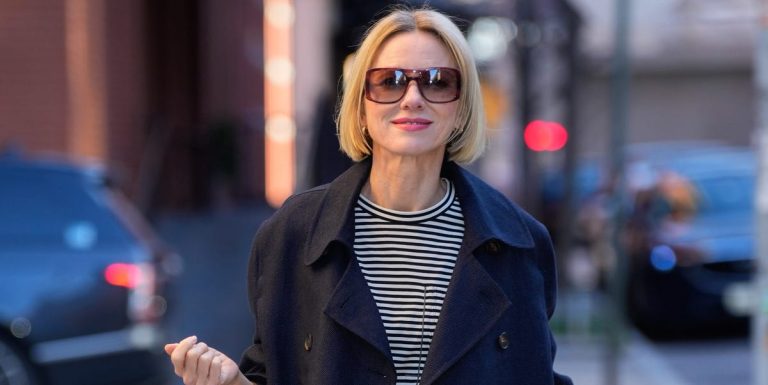 Naomi Watts simply gave us the right spring dressing components