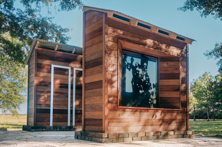 The “Reward Home” shares the story of a contemplative set up on an Alabama – Colossal plantation