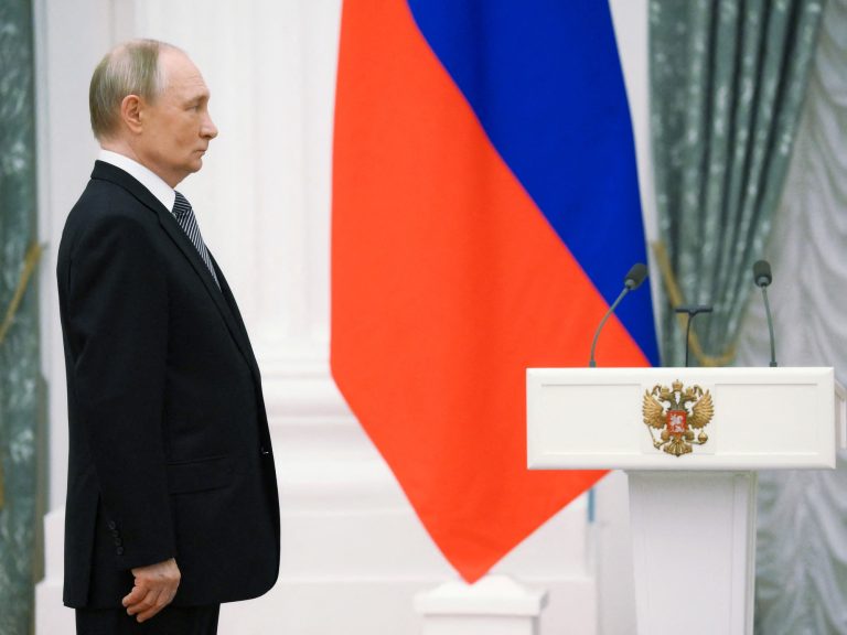 Russia and the USA agreed to set the assaults on energy vegetation, pipelines and refineries