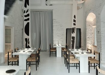 Saint of Athens revives the cycladic constructing of the century because the sunbar on Solar-Restaurant in Syros