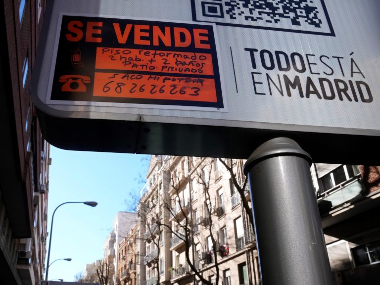 Because of the actual property disaster, Spain ordered Airbnb to dam round 66,000 vacation lodging