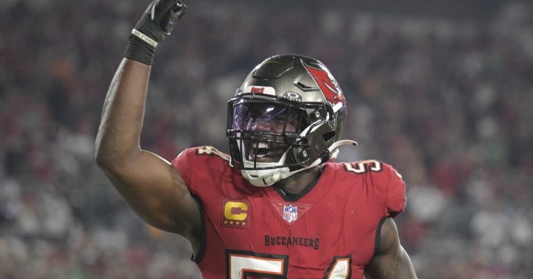Lavonte David agrees with a one-year-old settlement will return for the 14th season