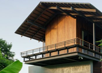 Facade of the wood home of wooden reconstituted from Uthai Thani, Thailand