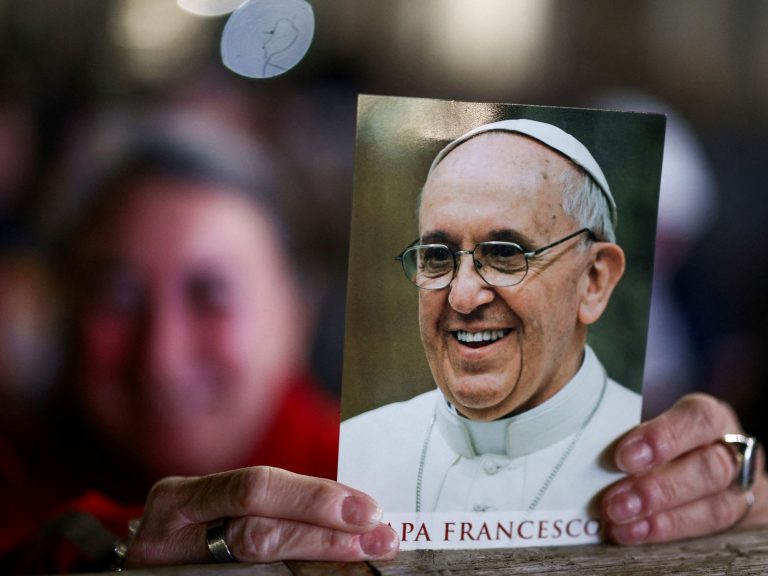 The Vatican already has a “plan B” for Easter with out Francisco