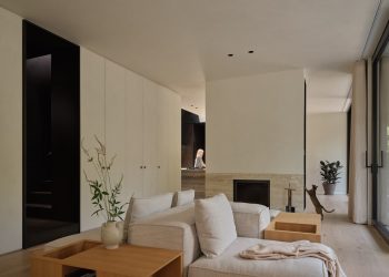 Westminster residence turns the attic into dramatic volumes