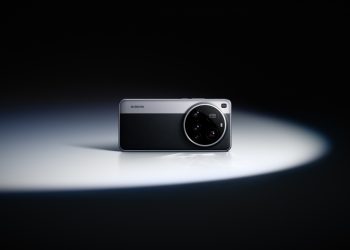 Xiaomi’s newest telephone seems to be like a Leica traditional digital camera