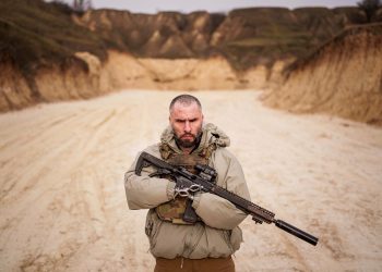 Zelensky, in the hunt for a diplomatic victory with Trump, leaves with a debate