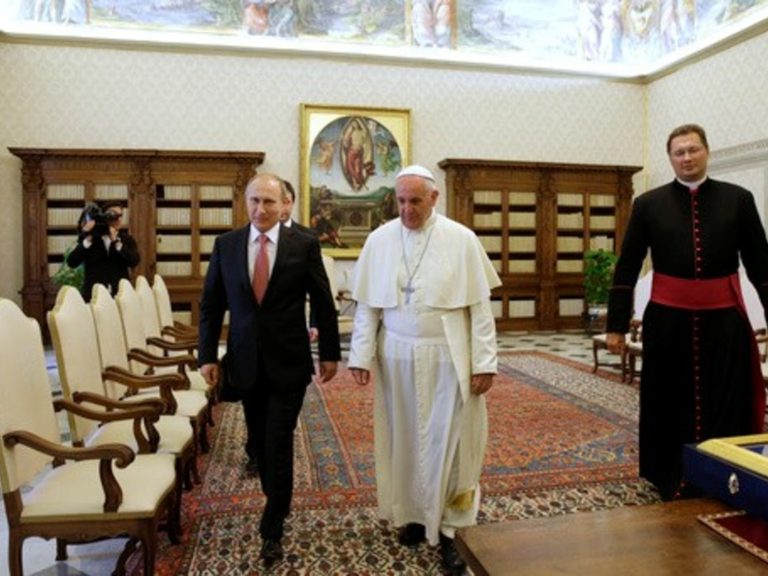 The pope’s geopolitical footprint and the bridges past the West