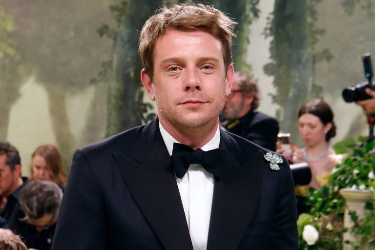 Jonathan Anderson is Dior Males’s new inventive director