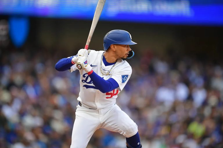 Mookie Betts will go to the White Home with Dodgers after jumped in President Trump’s first time period