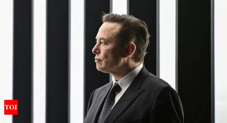 Elon Musk warns once more: Folks may very well be one thing aside from bootloader you |