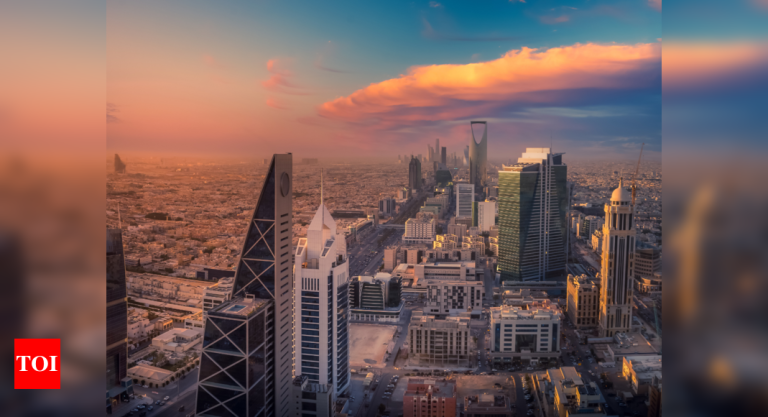 Saudi Arabia’s sudden visa ban: Momentary halt or long-term shift? |