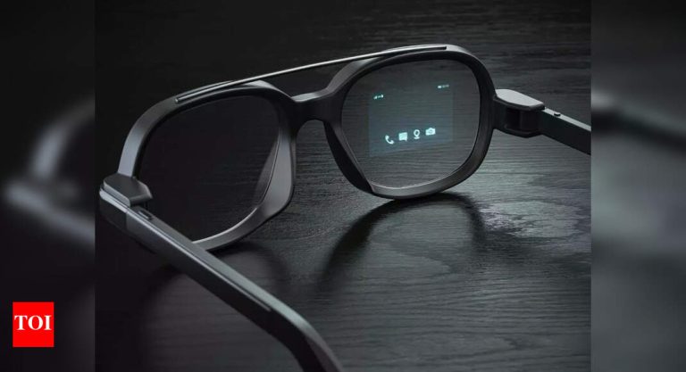 Evidently Google and Samsung will launch Android XR glasses in 2026