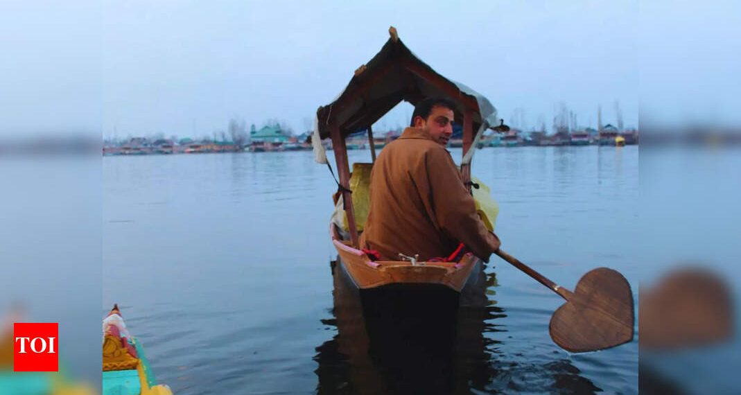 Kashmir Bandh as we speak after Pahalgam assault; Indian airways add flights and supply waivers for departing vacationers