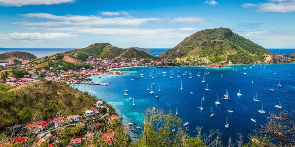 A New Versace Lodge In Miami, A Information To Boracay And Extra Journey Information