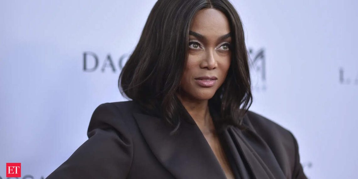 Tyra Banks new look: Tyra Banks turns heads with surprising new have a look at style gala, 51-year-old supermodel leaves followers questioning what modified; here is how she seems to be now
